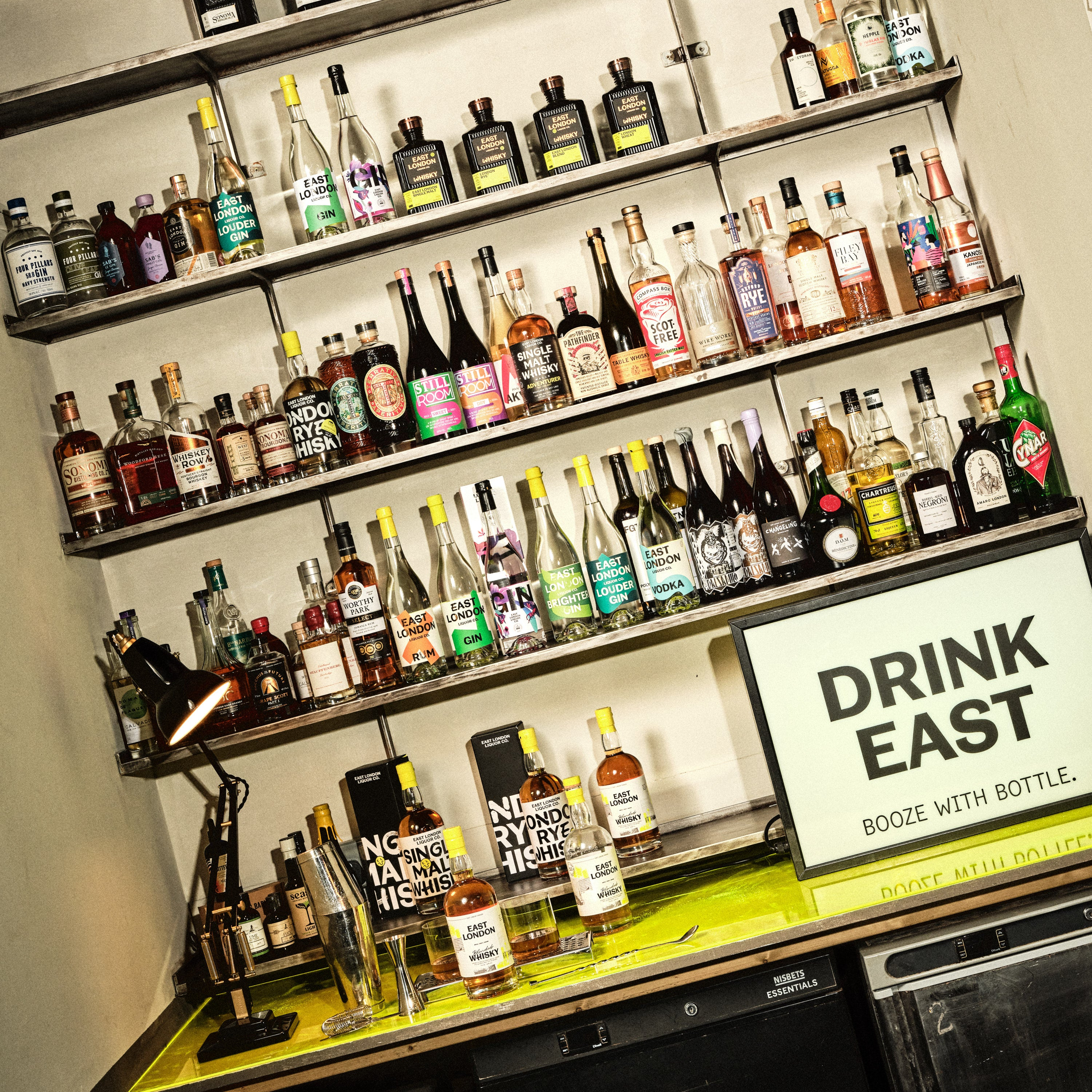 EAST LONDON THREADS: BLENDED WHISKY 42% ABV